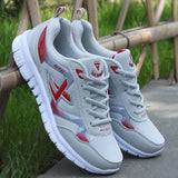 breathable outdoor women sneaker