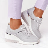 Sneakers Lace-Up Wedge